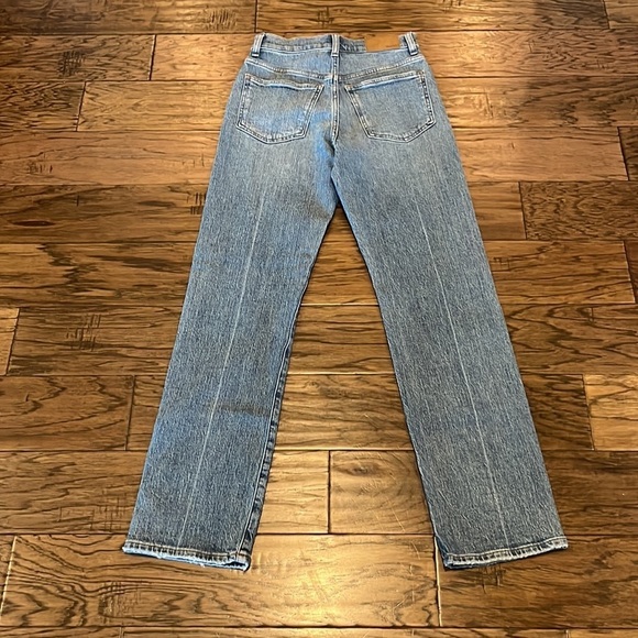 Madewell 90’s Straight Size 24 - Picture 2 of 16